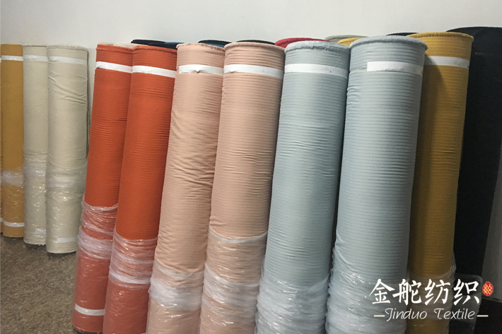 教你怎樣辨別燈芯絨質(zhì)量的好壞！待檢驗(yàn)燈芯絨面料