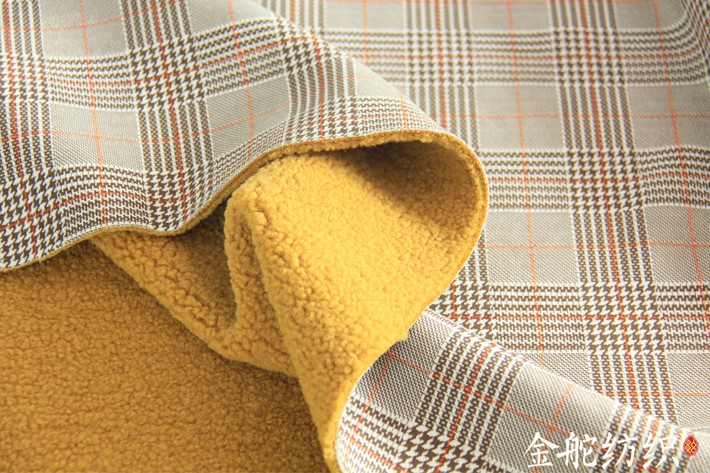 厚實的泰迪絨，緊湊結(jié)實的顆粒效果，提升面料檔次！
